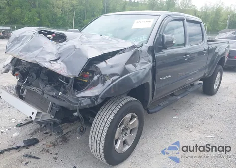 2015 Toyota Tacoma Base V6 из США, поврежденный, VIN 5TFMU4FN9FX030176